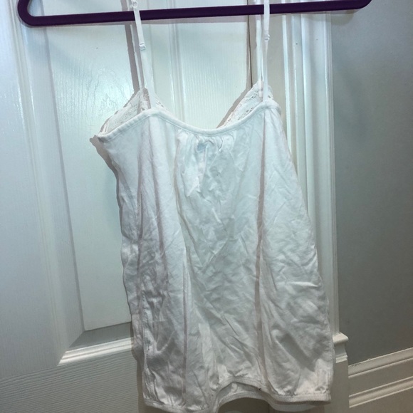 Lace Bordered Tank Top - Picture 2 of 3